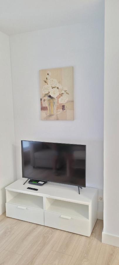 Cozy White Home In Getxo Ngoại thất bức ảnh